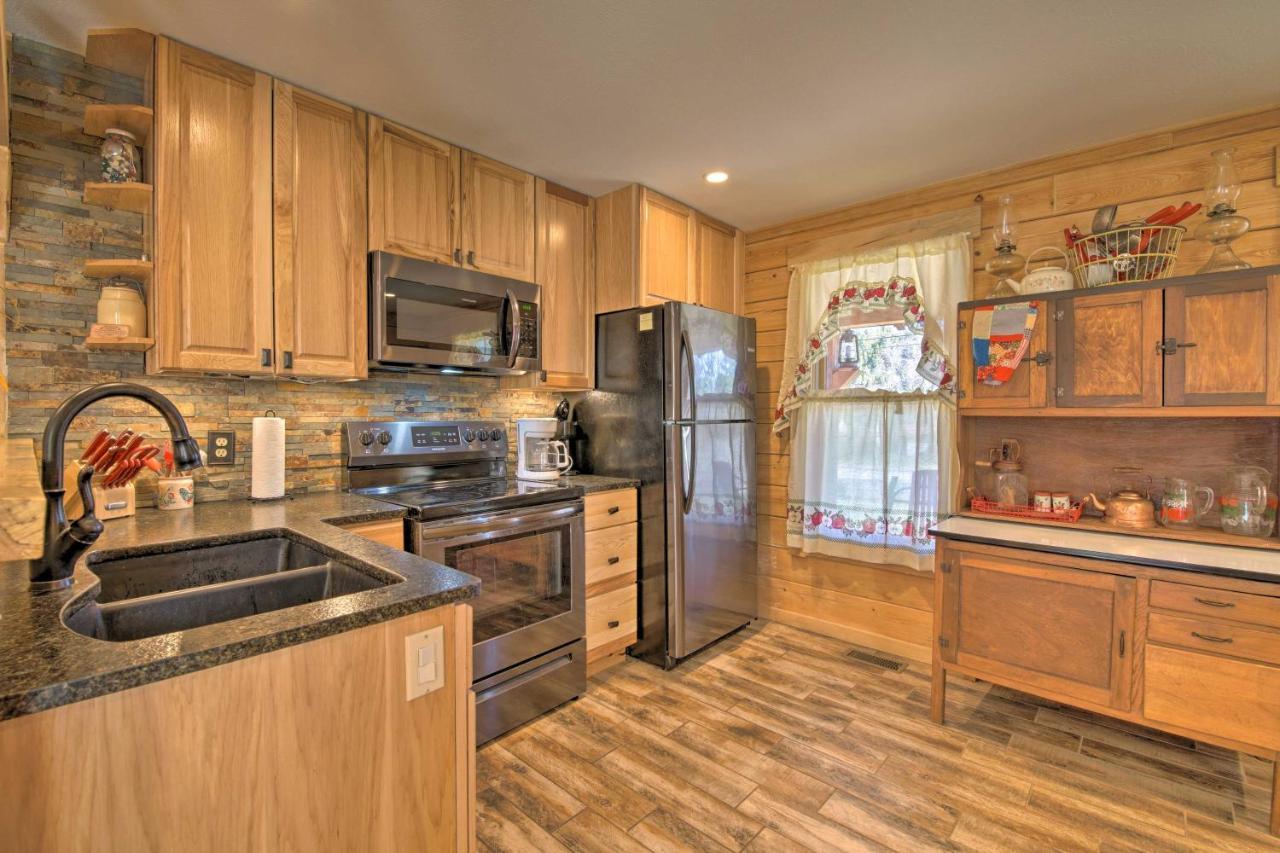 Quiet Hollister Cabin Walk To Lake Taneycomo Exterior foto